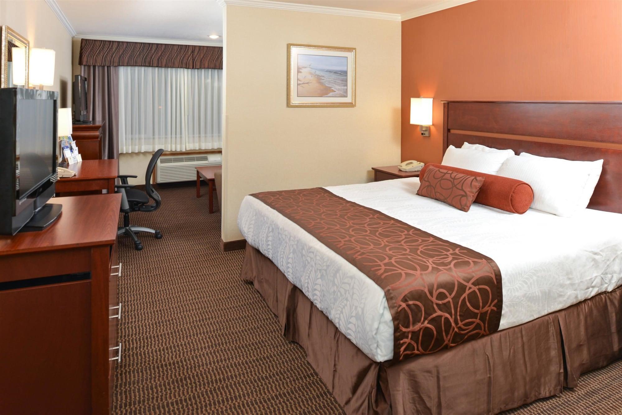 Western Landmark Hotel 3*